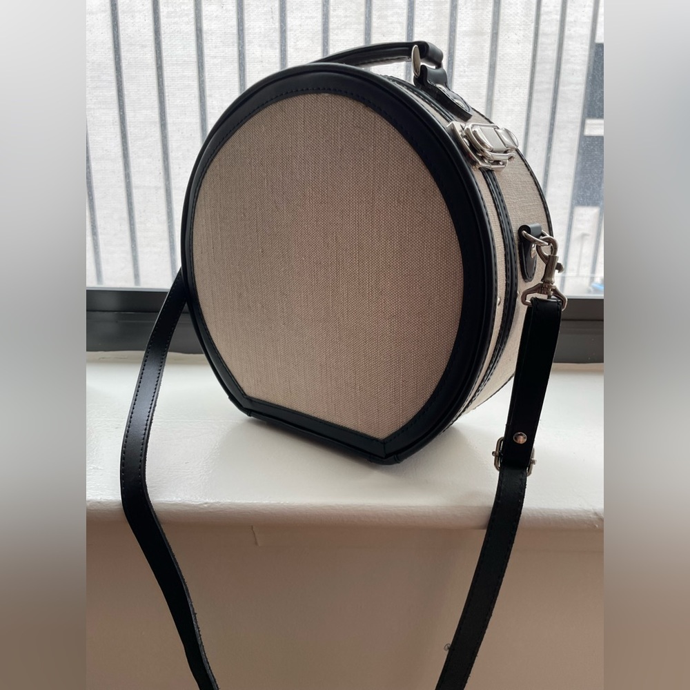 Streamline Luggage Reiss Carryon